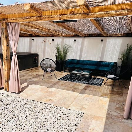 Villa 3 Mediaş 외부 사진