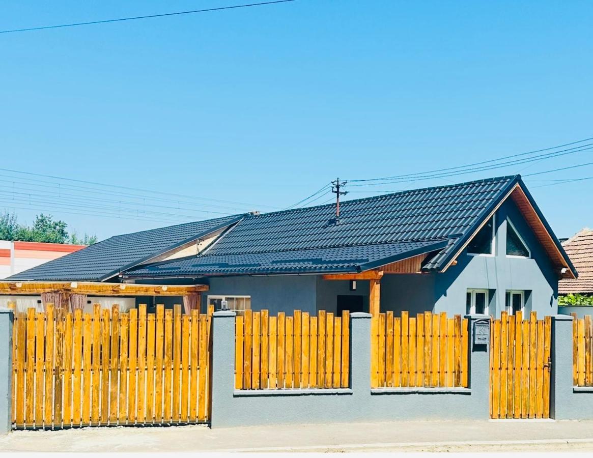 Villa 3 Mediaş 외부 사진