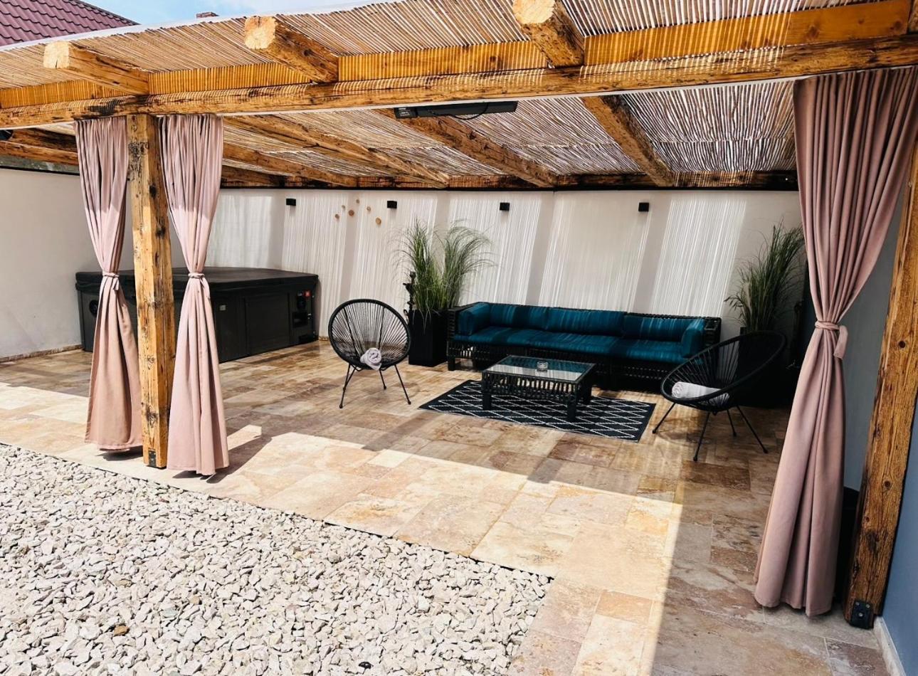 Villa 3 Mediaş 외부 사진